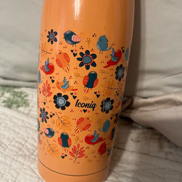 Iconiq insulated water bottle - Picture 3 of 6